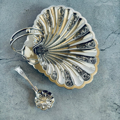 Antique Silver Shell Shape Serving Dish by Robert’s & Belk  | Wedding Gift Idea
