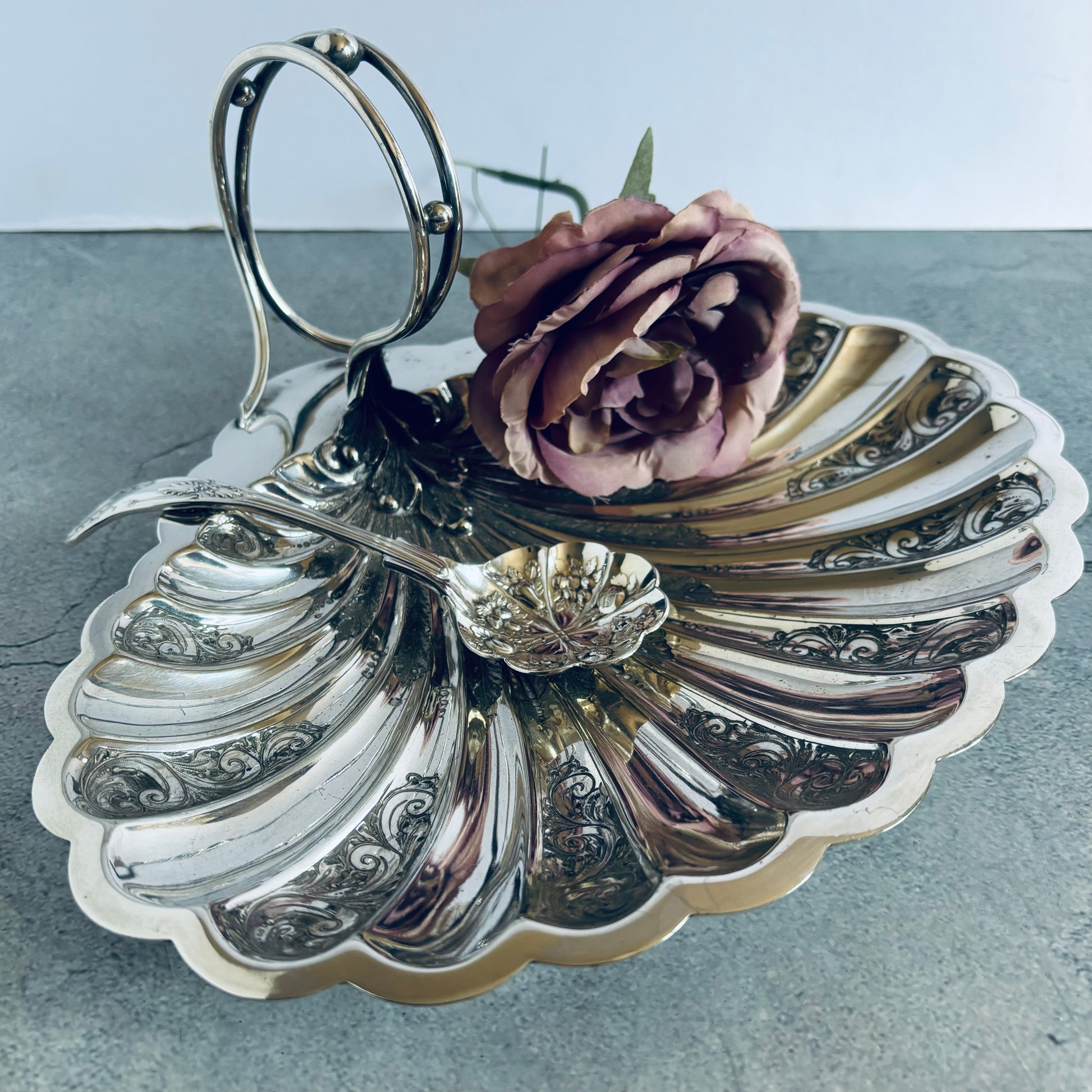 Antique Silver Shell Shape Serving Dish by Robert’s & Belk  | Wedding Gift Idea