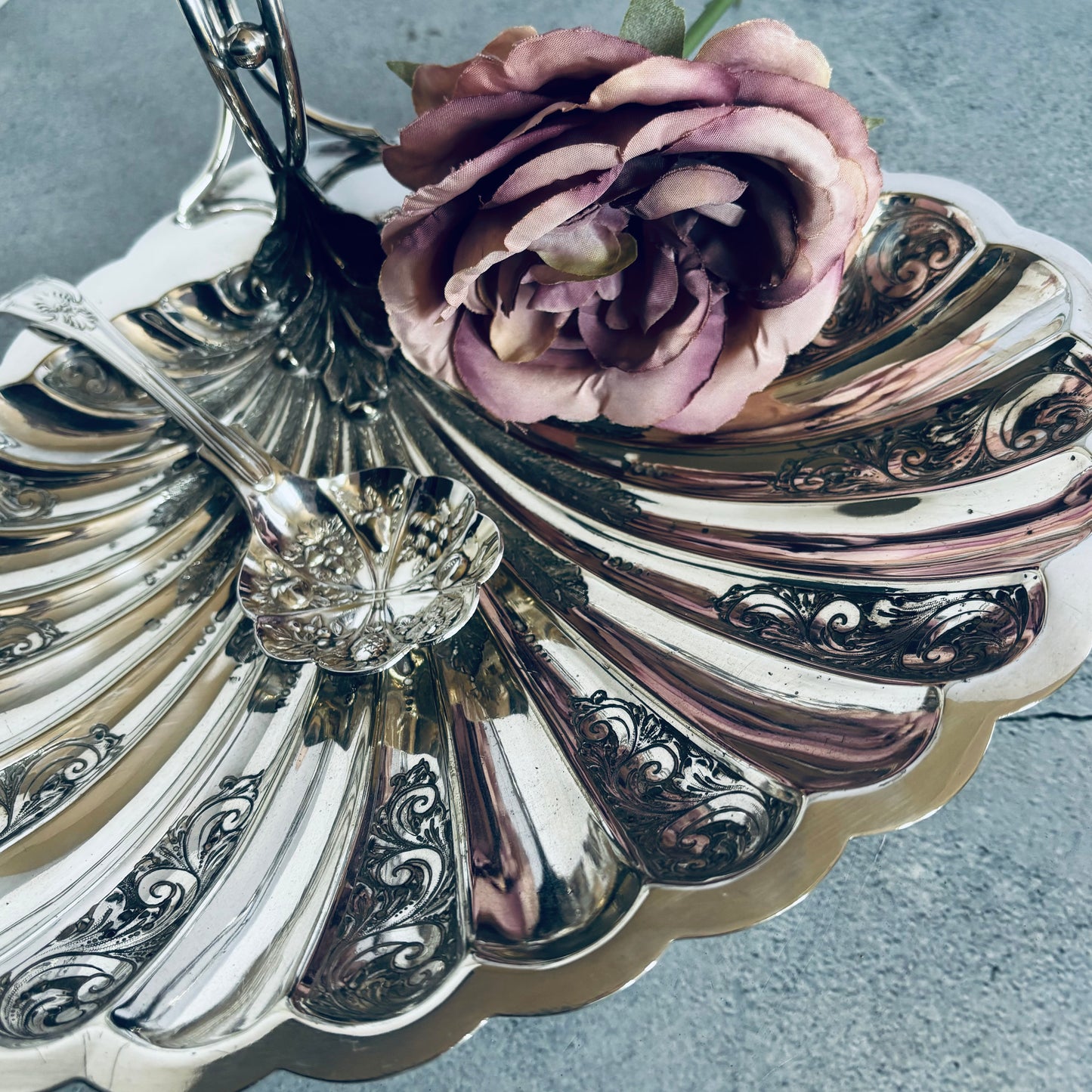 Antique Silver Shell Shape Serving Dish by Robert’s & Belk  | Wedding Gift Idea