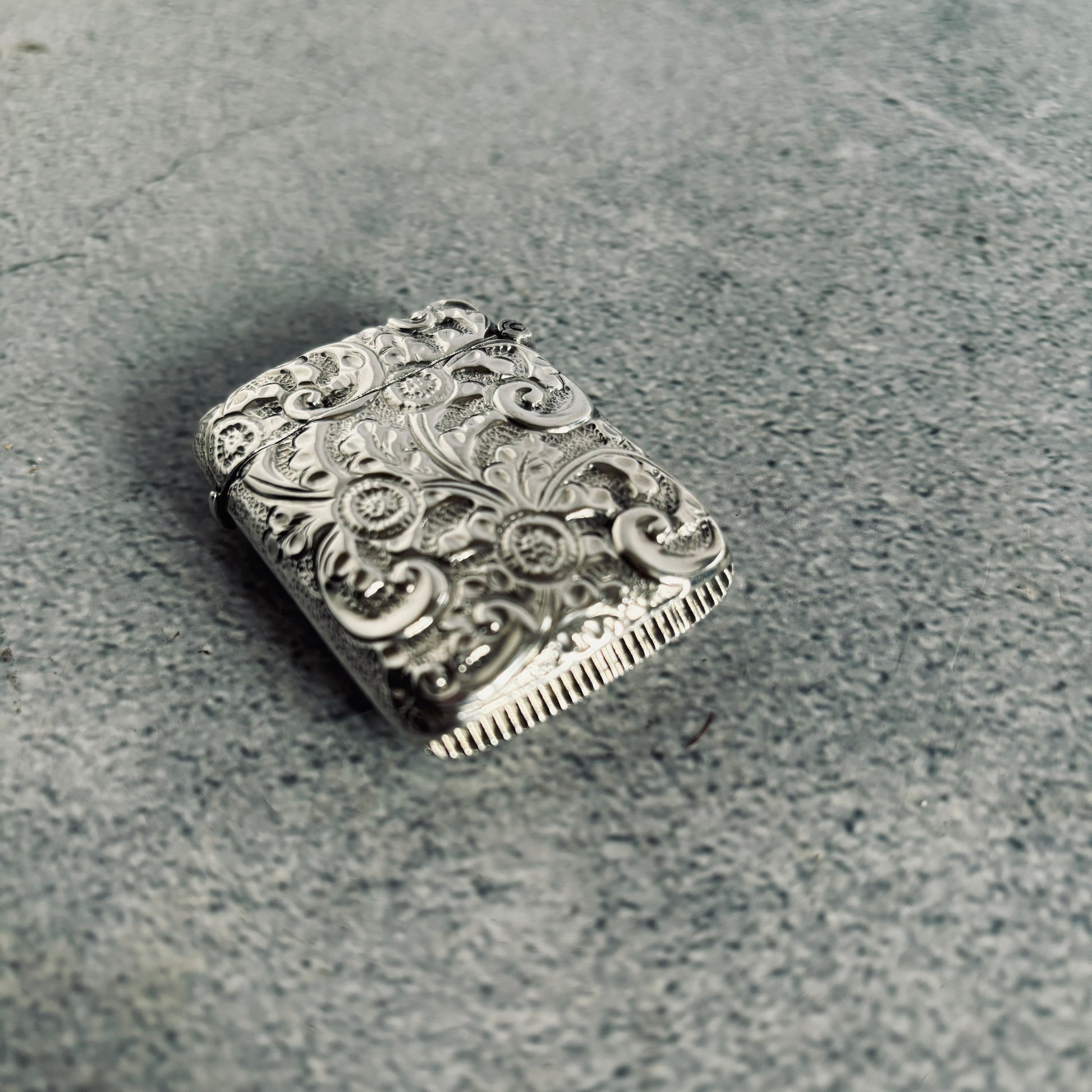 Antique Silver Vesta Case Birmingham 1886 | The Urban Vintage Affair