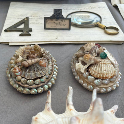 Antique Shell Encrusted Decorated Art | The Urban Vintage Affair