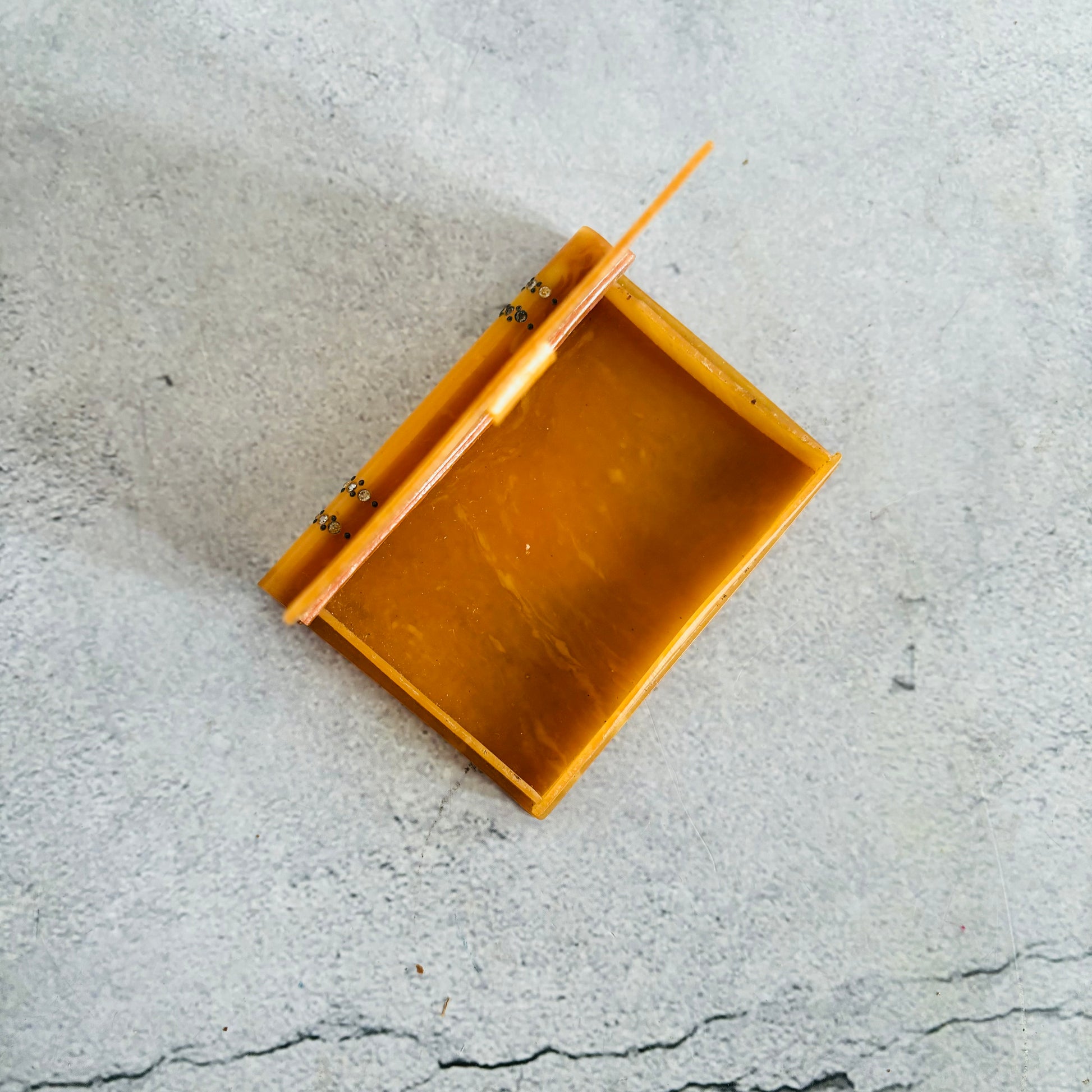 Art Deco Amber Blonde Bakelite Card Holder | The Urban Vintage Affair