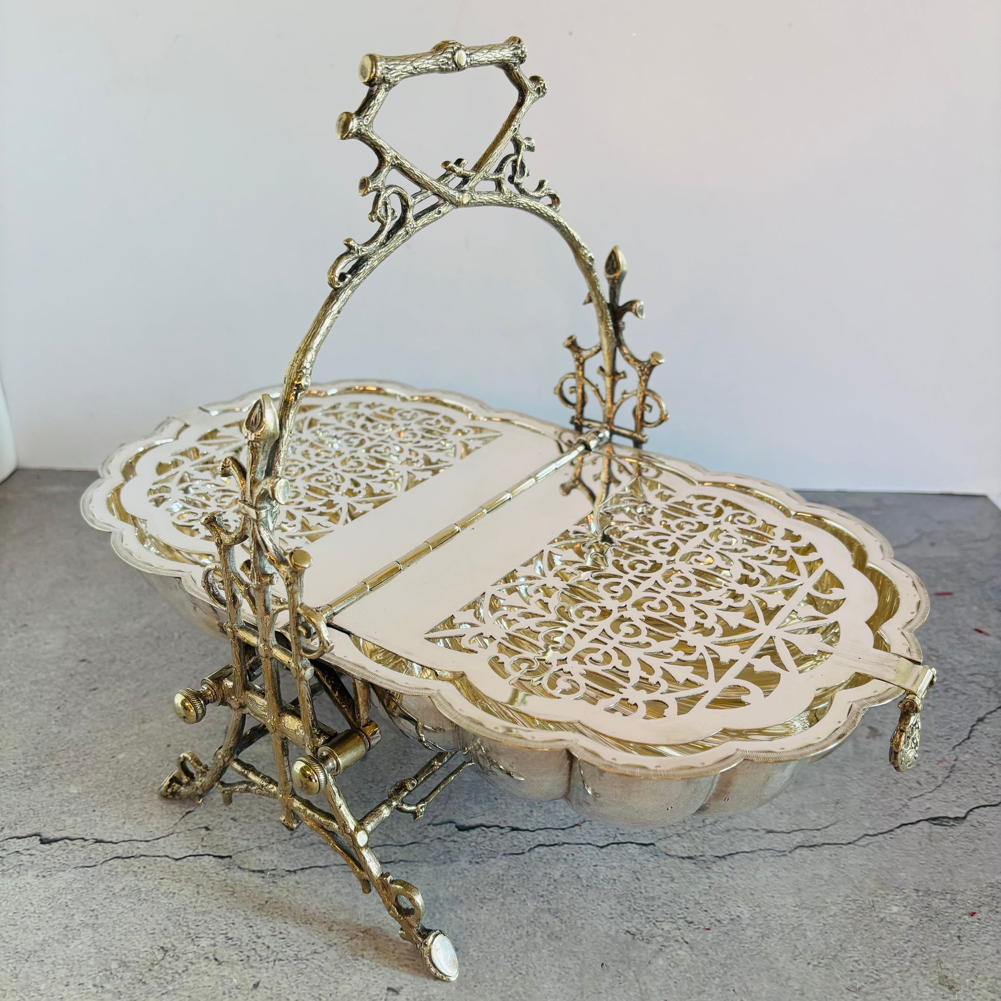 Antique Biscuit Warmer | Folding Biscuit Box Fenton Bros