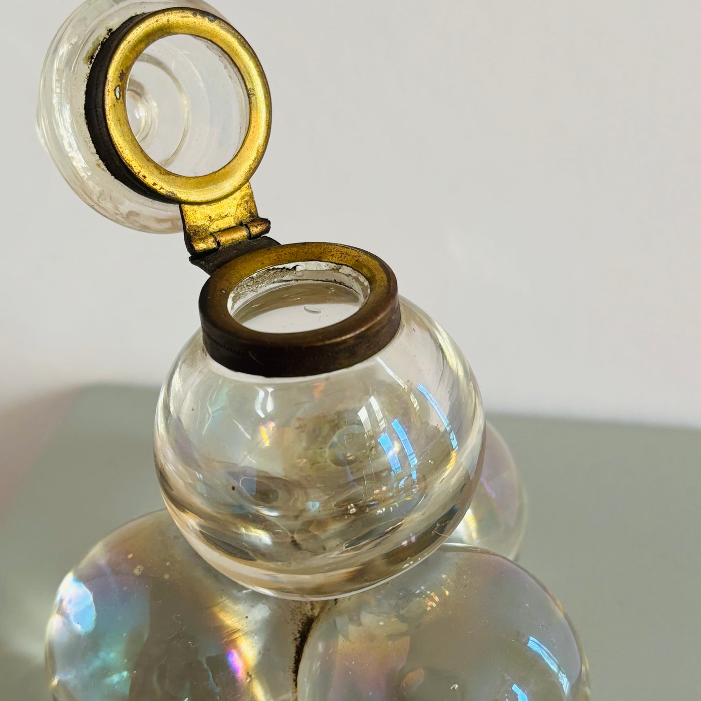 Victorian Bohemian Glass Soap Bubble Inkwell | The Urban Vintage Affair