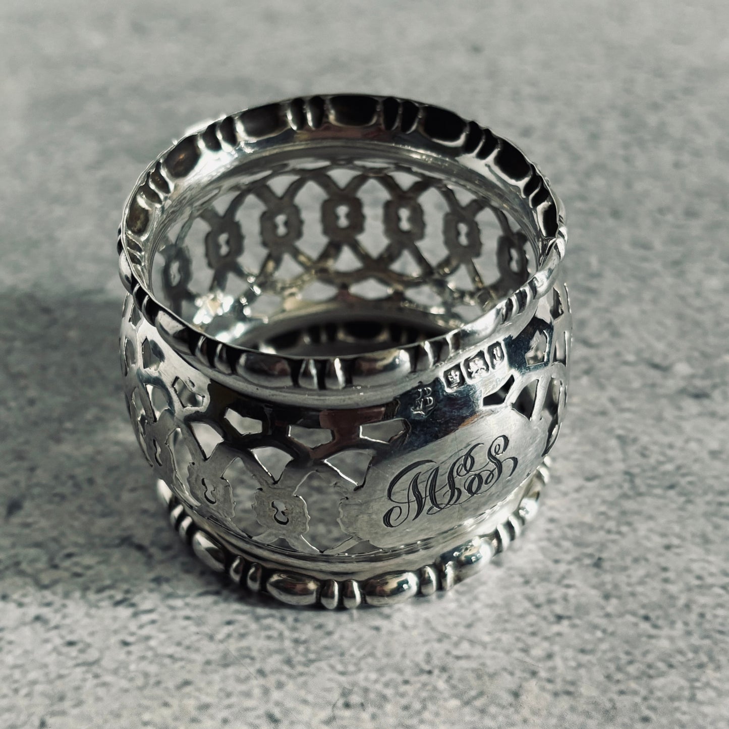 Antique Silver Luxury Napkin Ring | Sheffield 1911 James Dixon & Sons