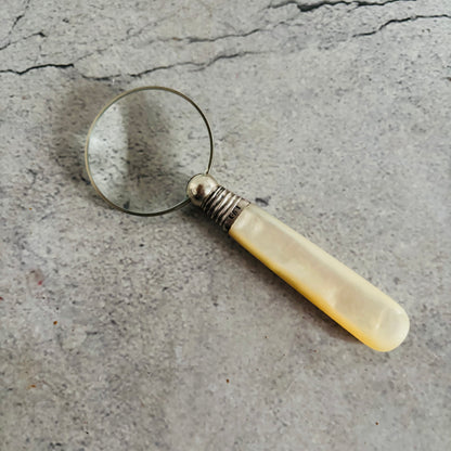 Magnifying Glass with Antique With Mother of Pearl Handle