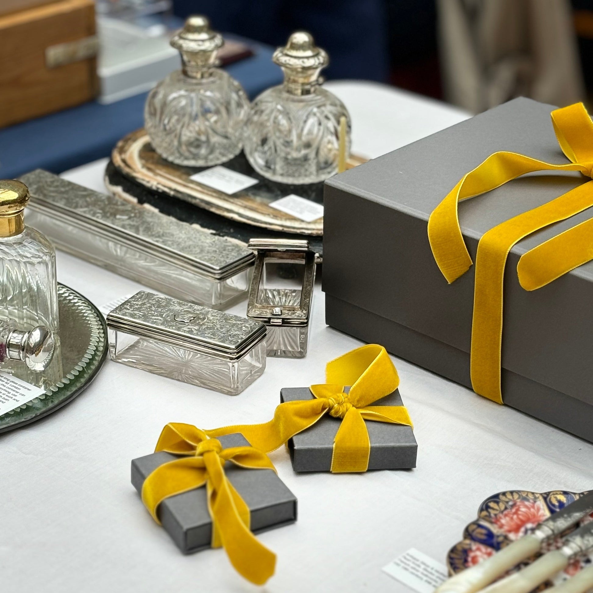 Luxury Gift Box & Wrapping - Online Gift Wrapping