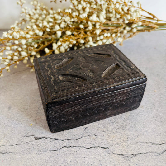 Vintage Tooled Leather West African Tuareg Box | The Urban Vintage Affair