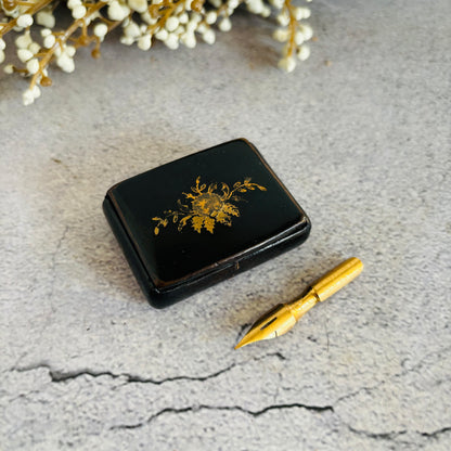 Antique Paper Mache Black Lacquer Snuff Box | The Urban Vintage Affair