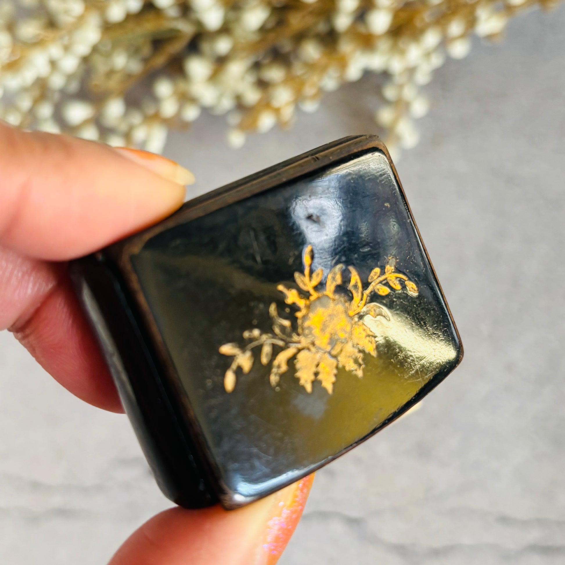 Antique Paper Mache Black Lacquer Snuff Box | The Urban Vintage Affair