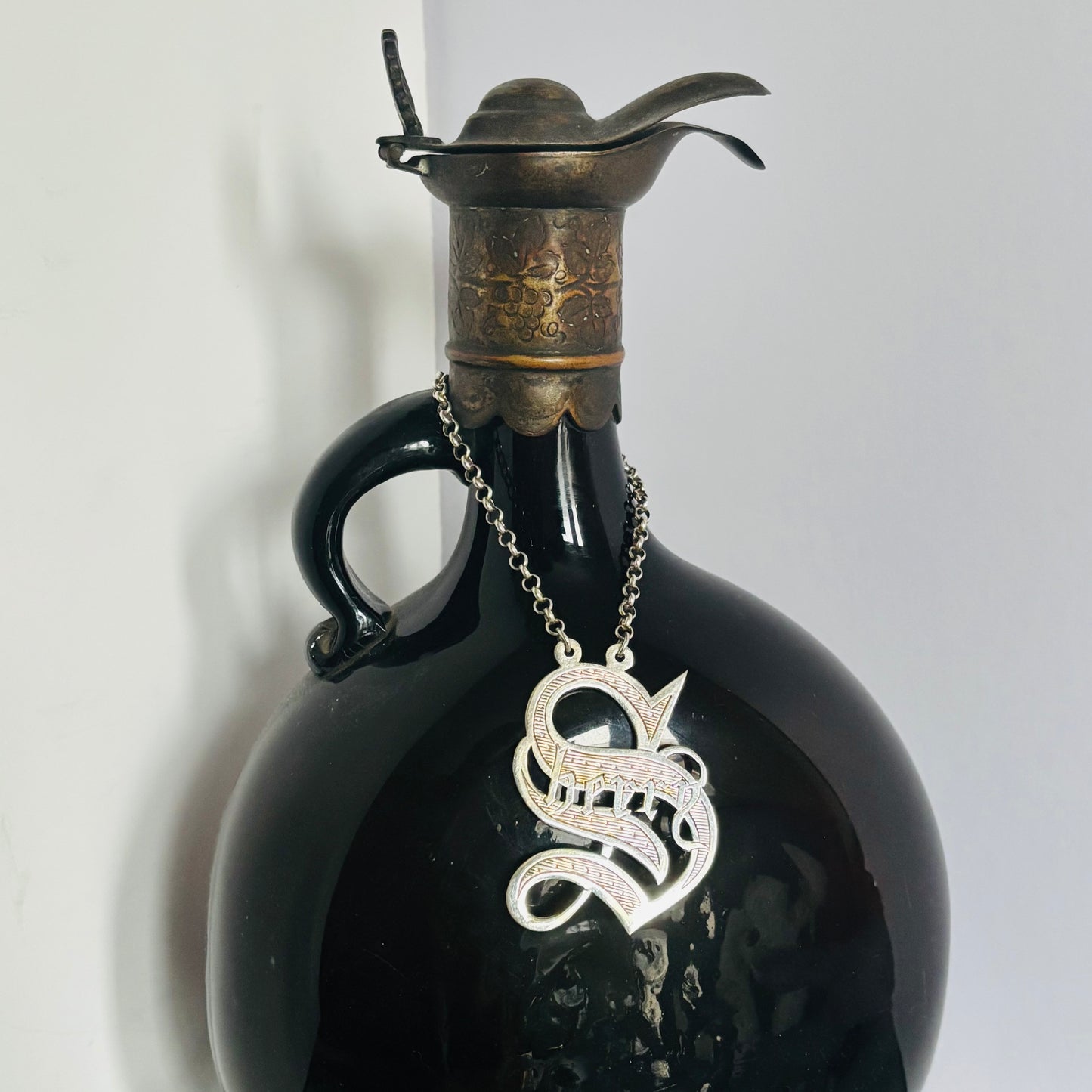 The Director Danny - Antique Letter Decanter Label