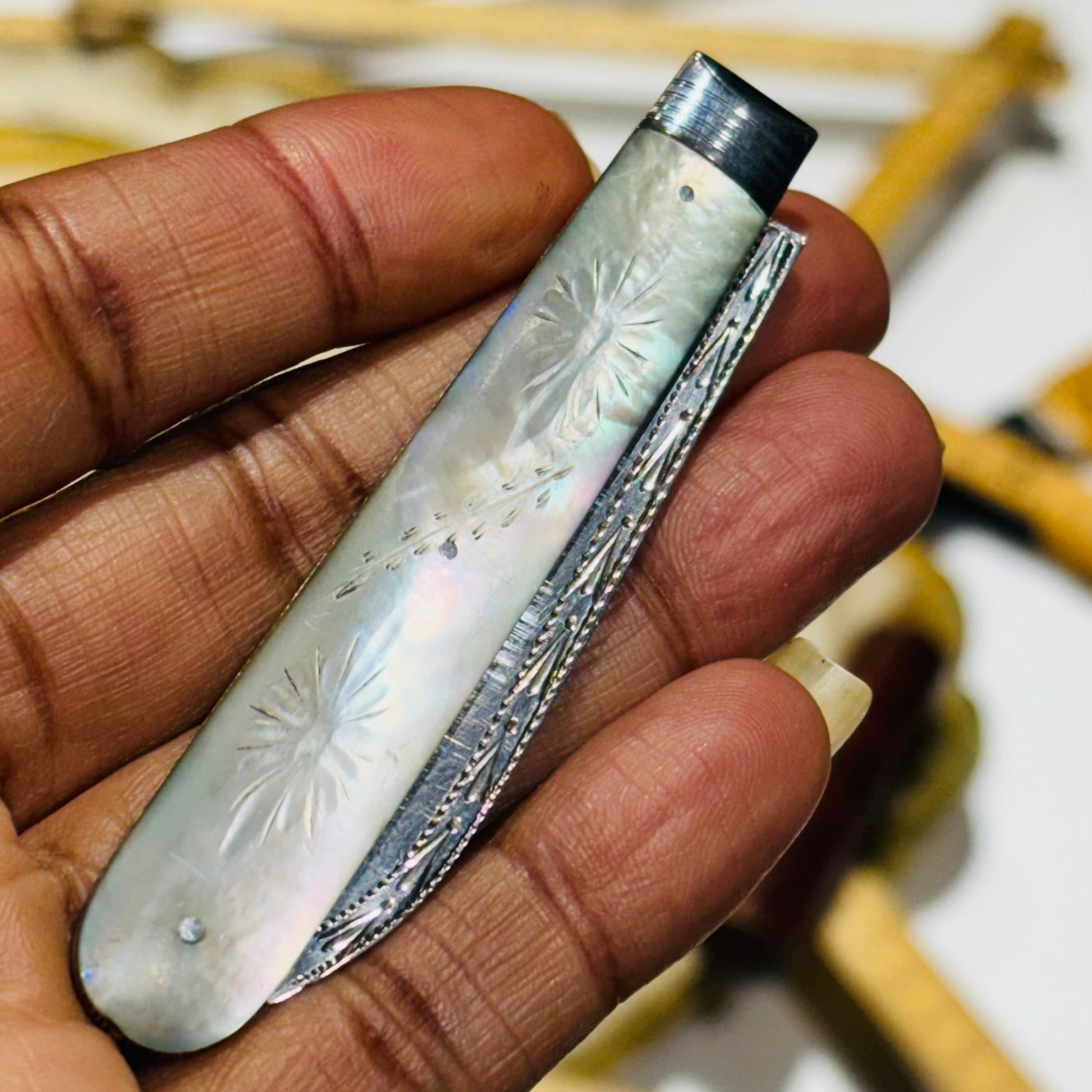 Georgian Silver and Mother of Pearl Fold Fruit Knife 