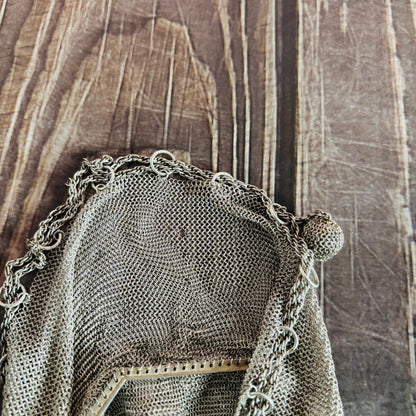 Silver Chainmail Pouch Bag | The Urban Vintage Affair