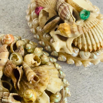 Antique Shell Encrusted Decorated Art | The Urban Vintage Affair