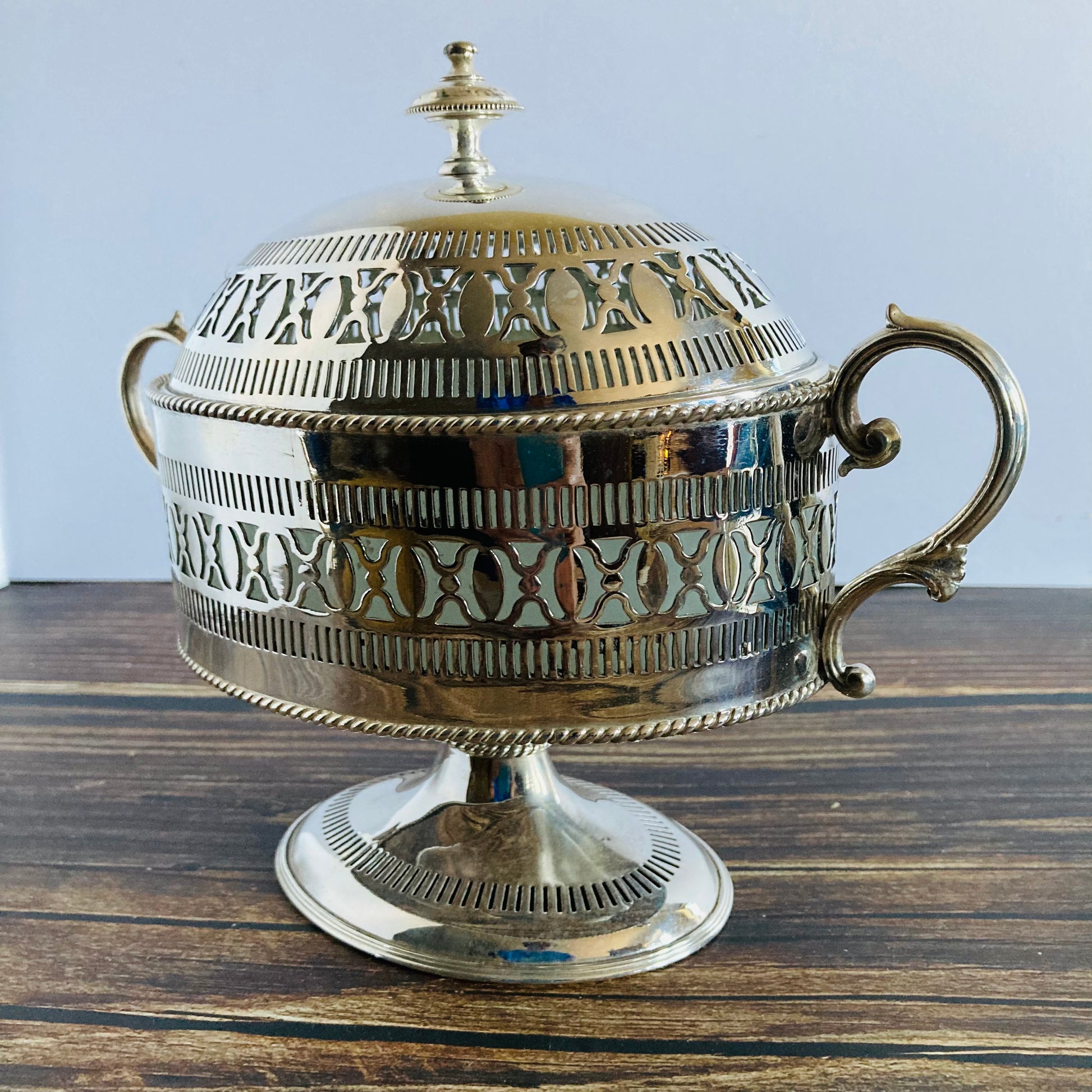 Antique Silver Trophy Shaped Pierced Lidded Potpourri Dish 