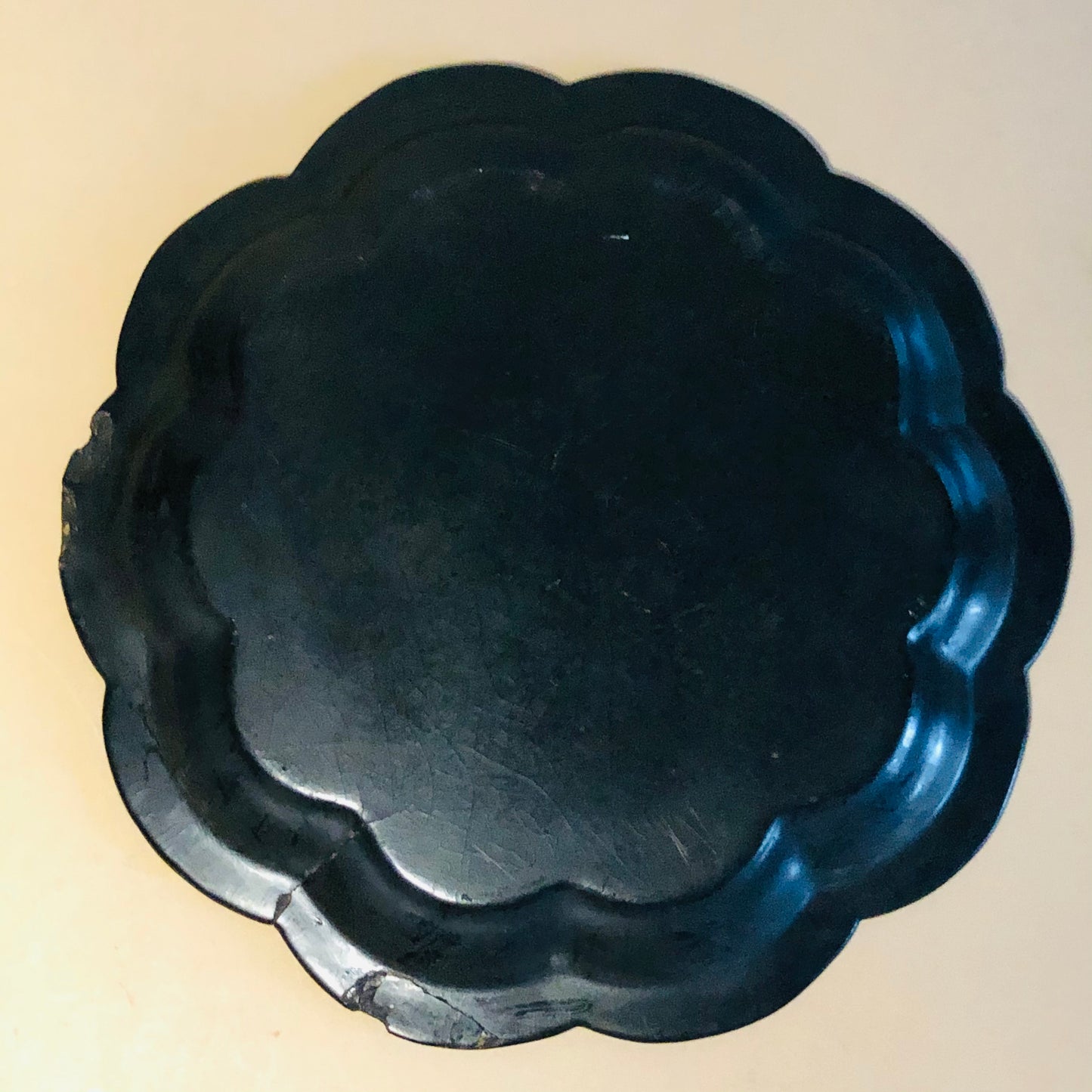 The Tattooist Aston - Antique Black Lacquer Paper Mache Dish