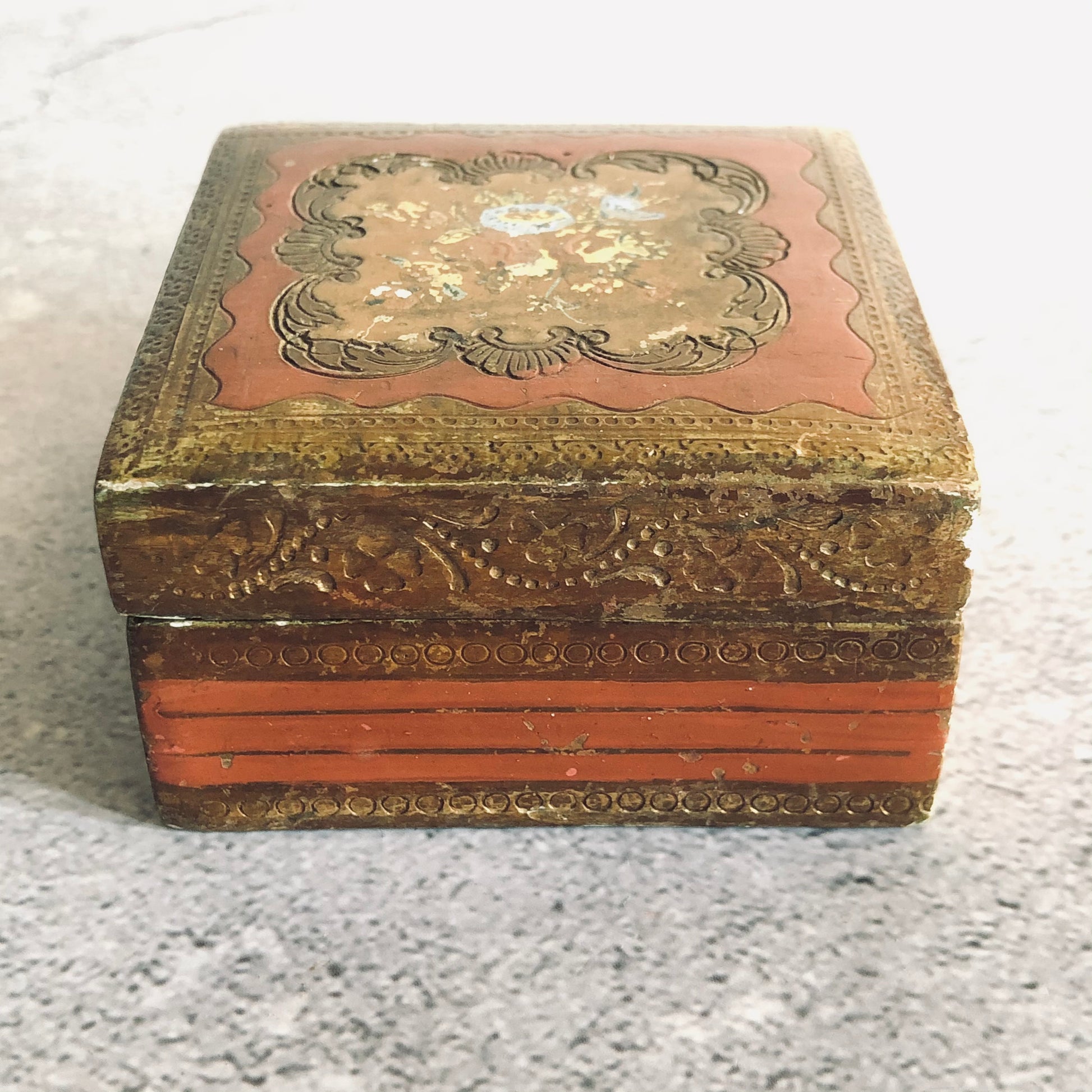 Vintage Paper Mache Box | Traditional Italian Florentine Design
