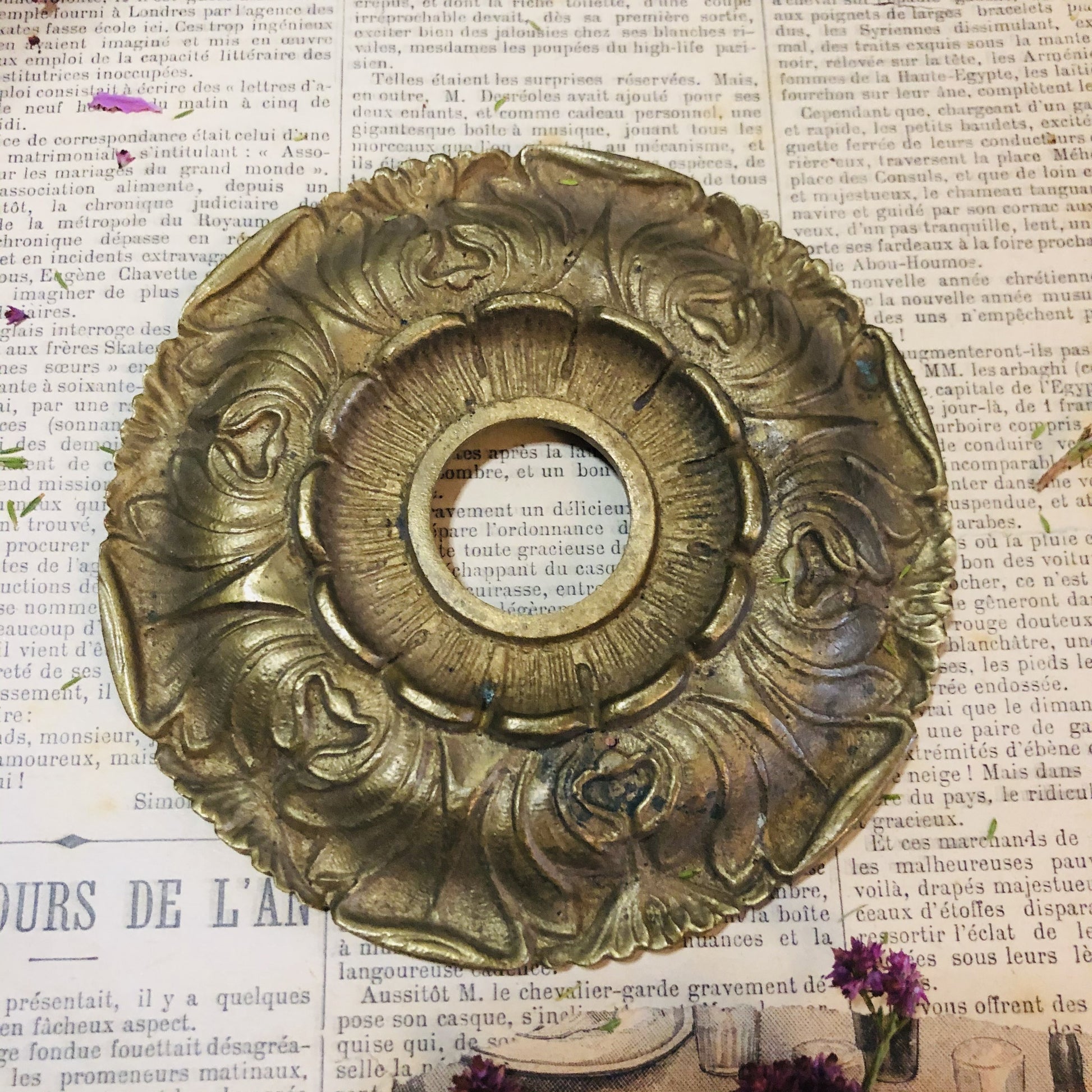 Decorative Round Brass Door Bell Plate / Brass Architectural Salvage