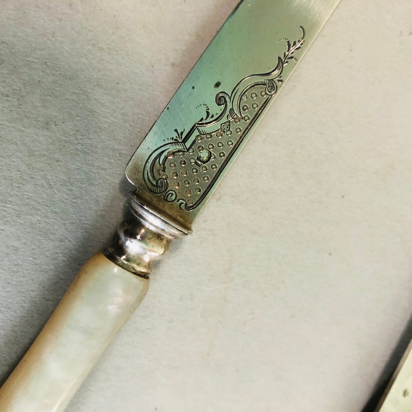 French Antique Luxury Silver & Mother Of Pearl Knife | Luxury Flatware