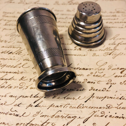 The Director Arthur - Art Deco Silver Pepper & Spice Shaker