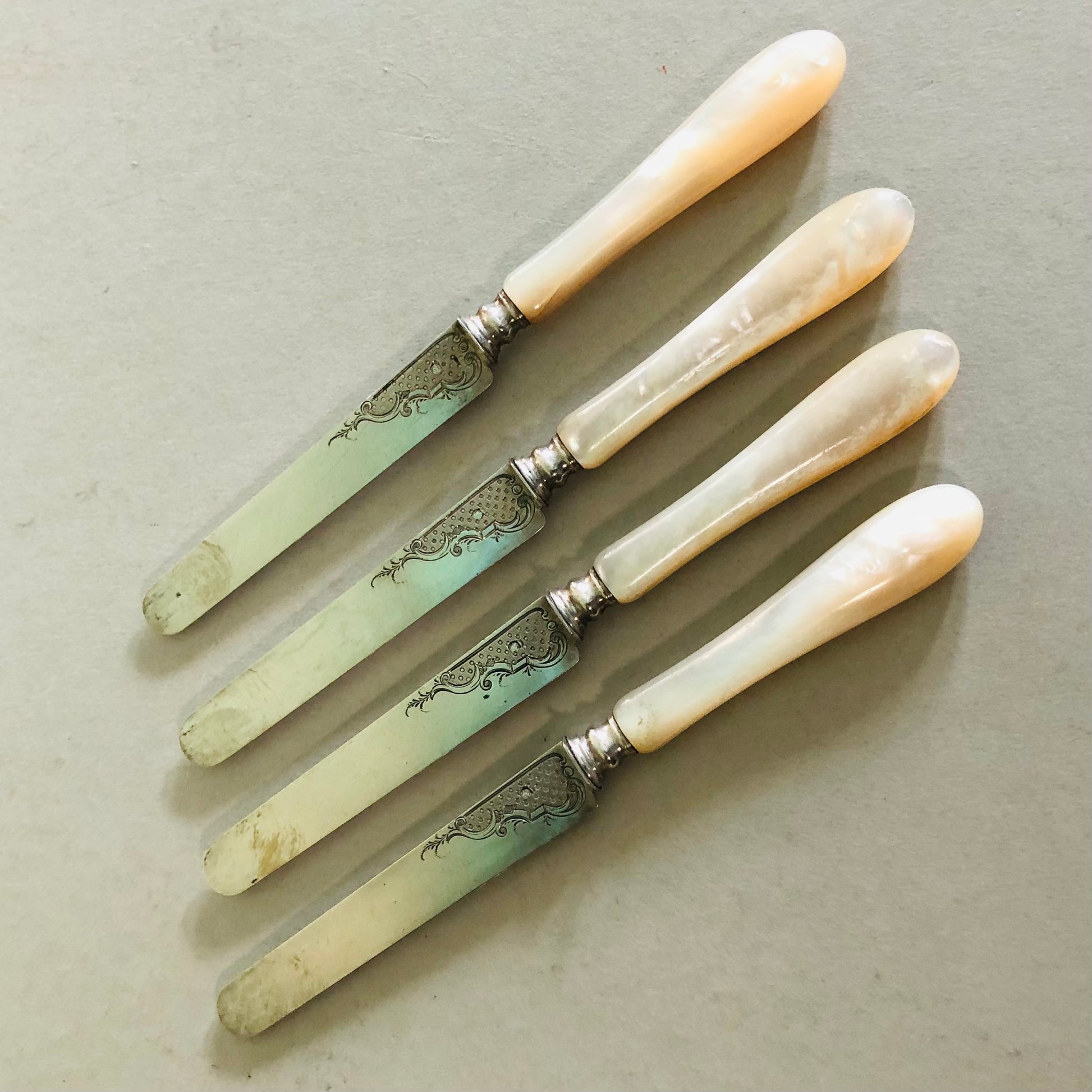 French Antique Luxury Silver & Mother Of Pearl Knife | Luxury Flatware