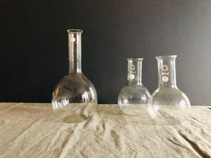 The Artist Marcus - Vintage Science Pyrex Flask Set