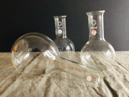 The Artist Marcus - Vintage Science Pyrex Flask Set