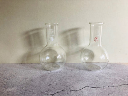 The Artist Marcus - Vintage Science Pyrex Flask Set