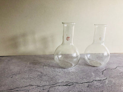 The Artist Marcus - Vintage Science Pyrex Flask Set