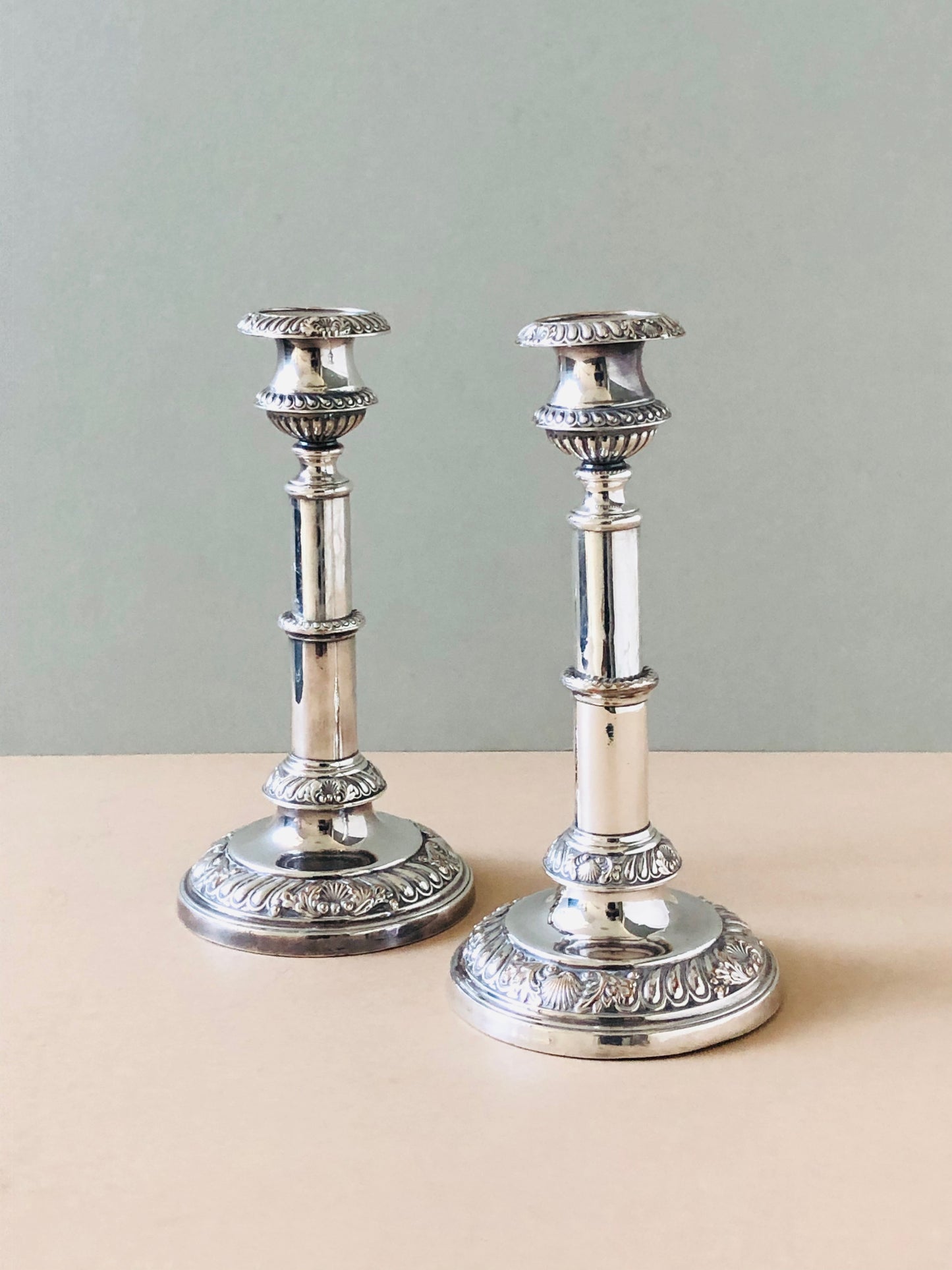 The Director George -  Retractable Silver Candle Sticks