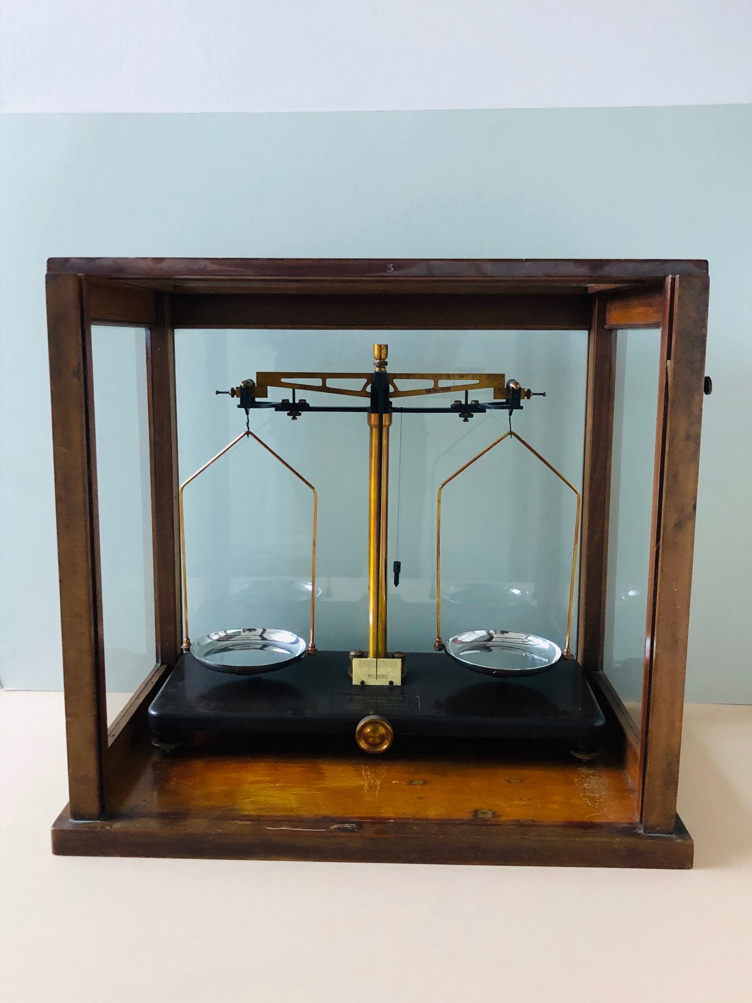 Scale Old Lab Antique Science Laboratory Scales – The Urban Vintage Affair