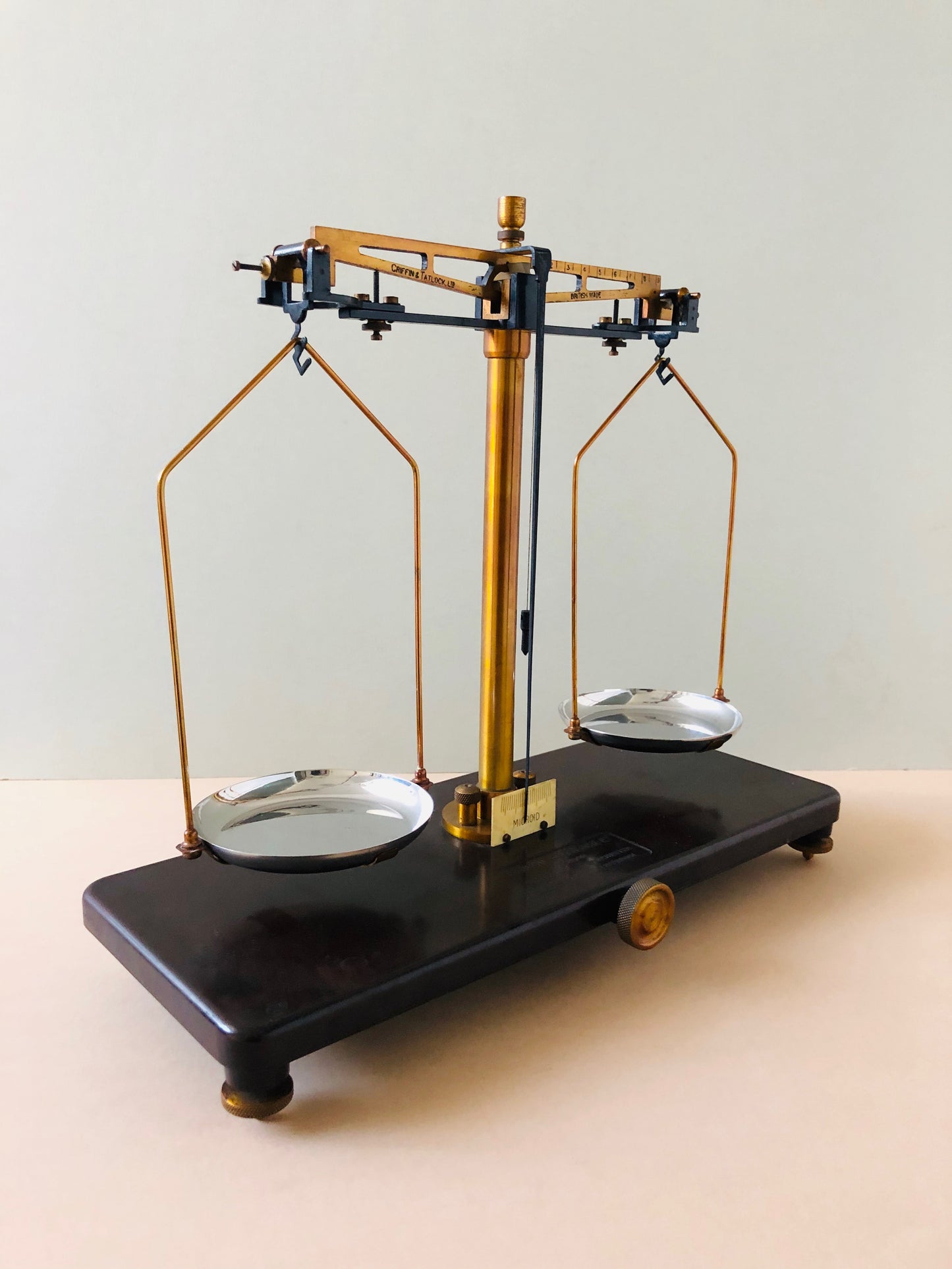 The Director Lee - Laboratory Scales