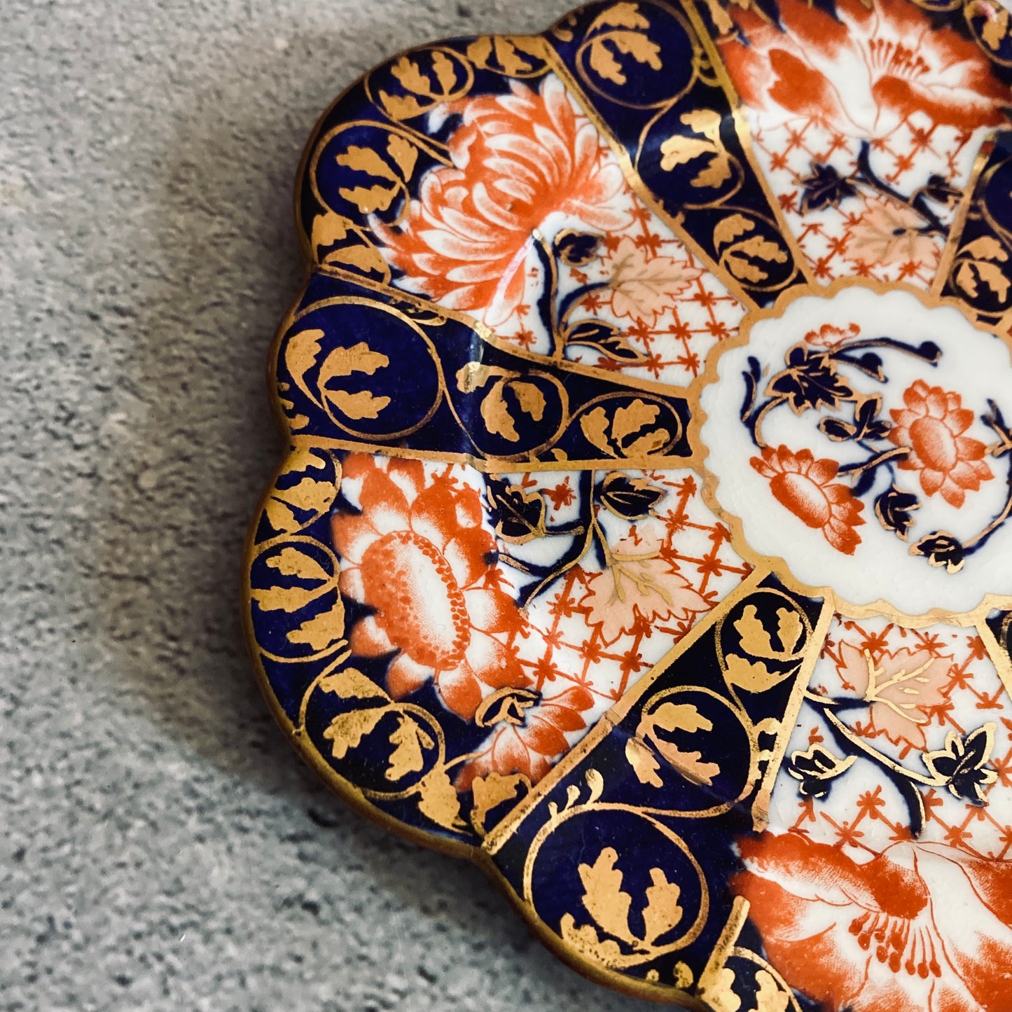 Wileman Shelley Navy & Red Gold Scalloped Porcelain Dish