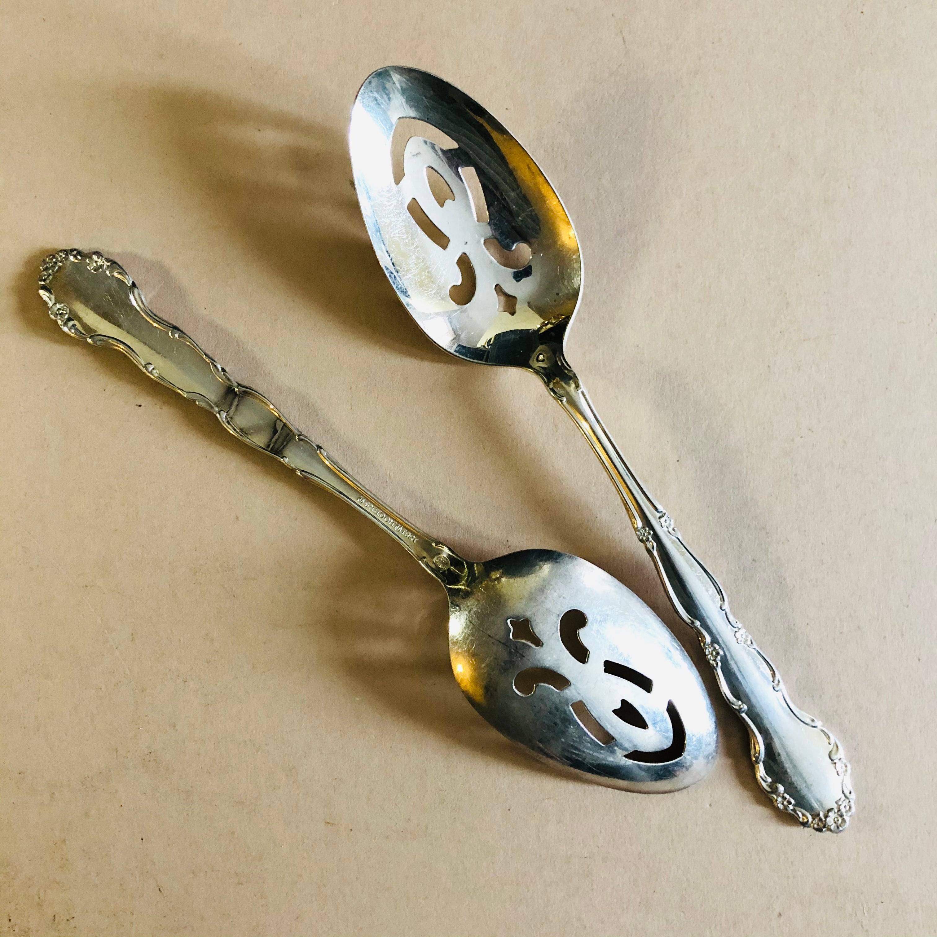 Oneida on sale silver spoon