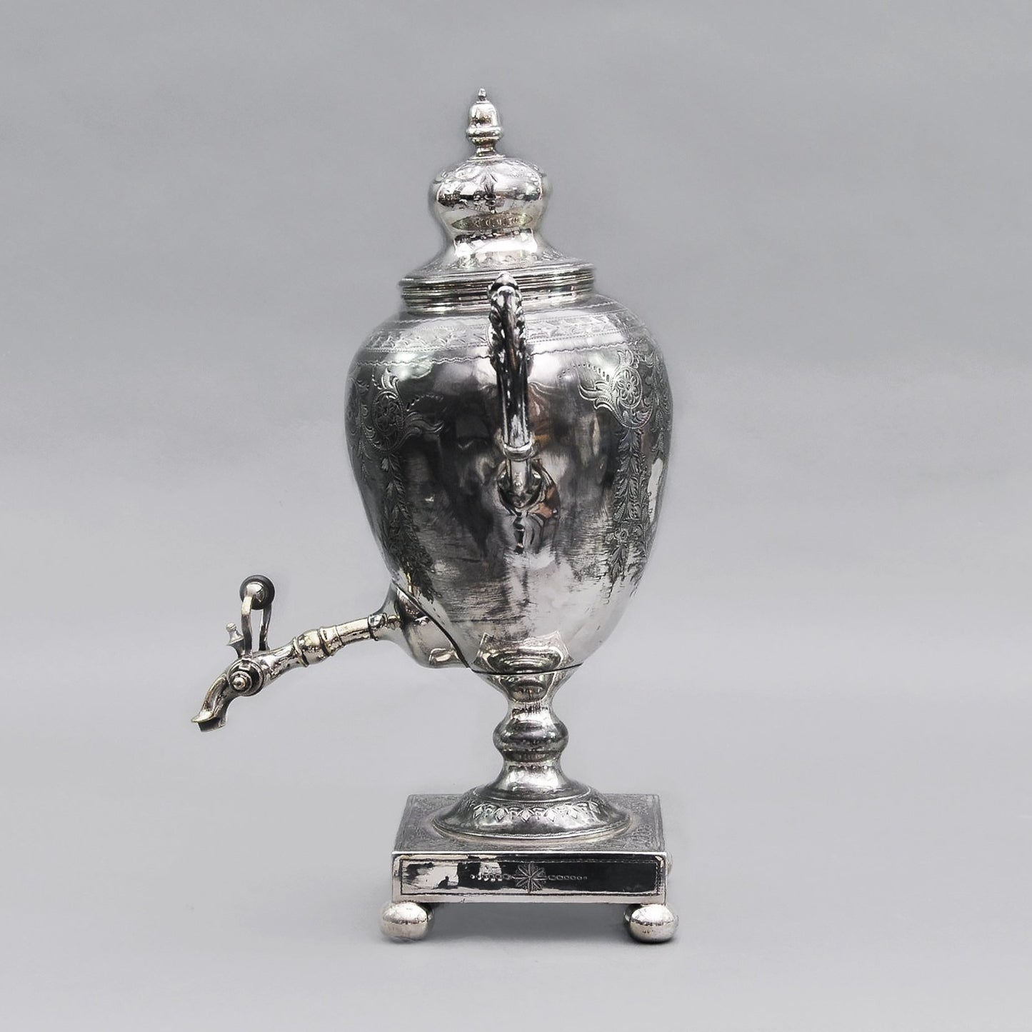 Earl Logan -  Victorian Silver Plate Drinks Urn / Samovar