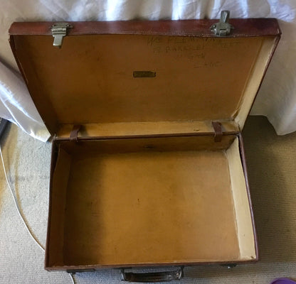 Vintage Leather Suitcase | Old Leather Storage Case | The Urban Vintage Affair