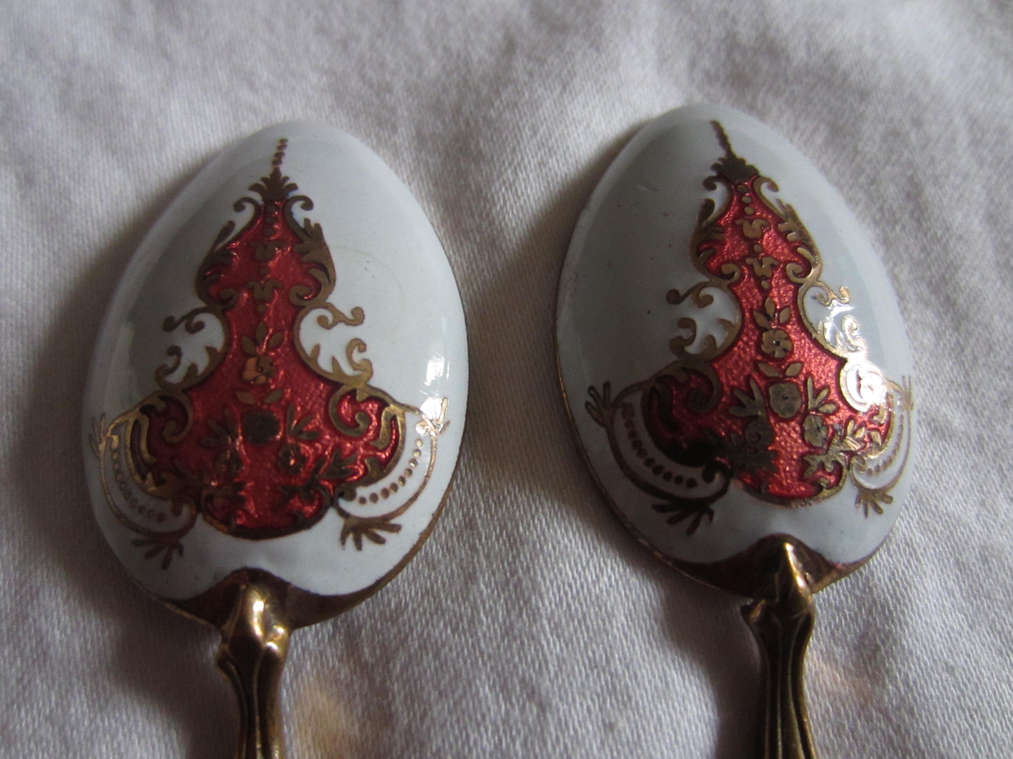 The Headhunter Cara - Pair of Enamel Decorated Coffee Spoons