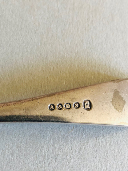 The Headhunter Carolyn - Antique Engraved Dessert / Soup Spoon