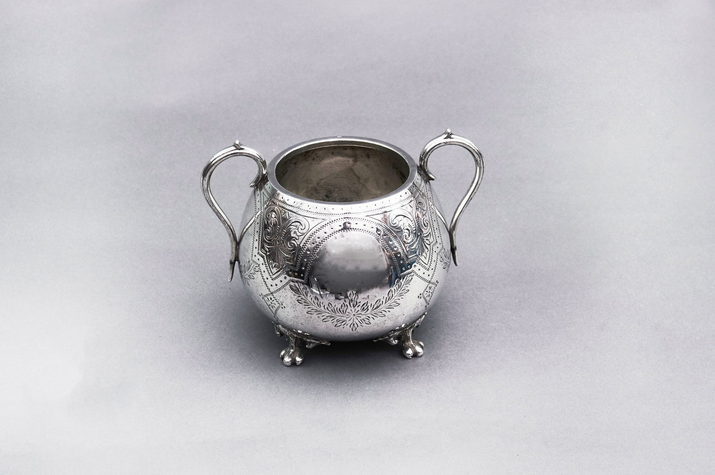 Master Jerry - Extra Large Engraved Sugar Bowl