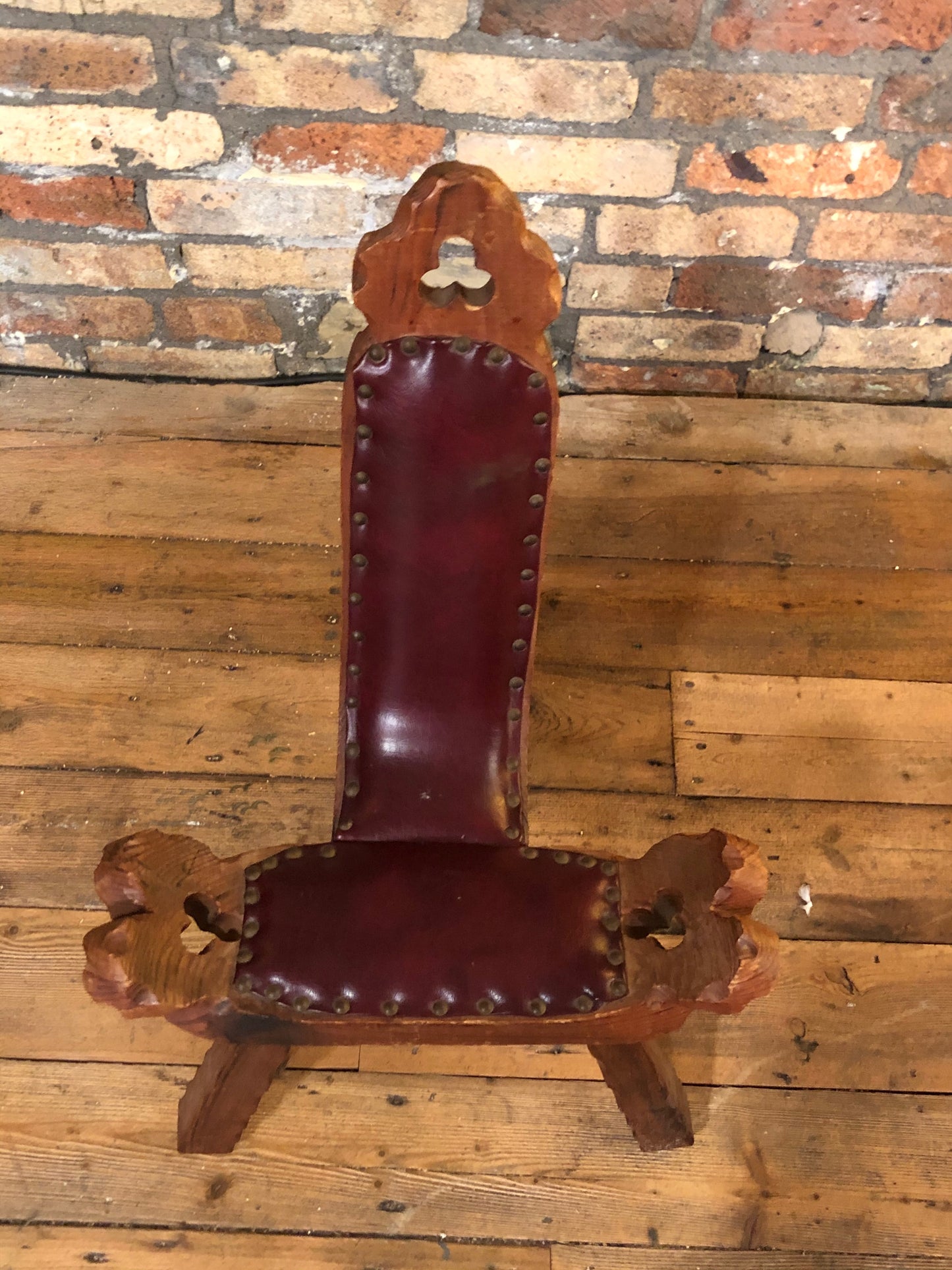 The Sergeant Edward - Vintage Corner Chair