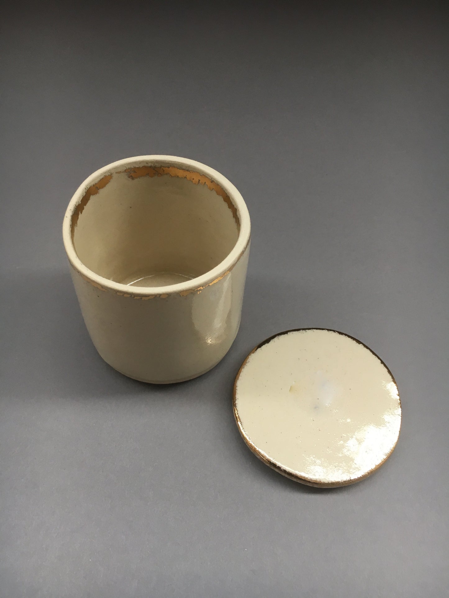 The Sommelier Bailey - Unique Handmade Porcelain Lidded Pot