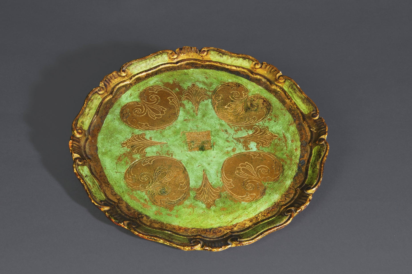 The Tattooist Cullen - Round Victorian Papier Mache Tray
