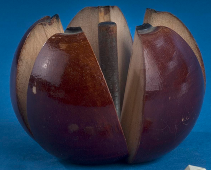 The Director Madison - Vintage Archimedes Apple Fraction Set